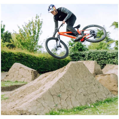 Dirt Jump